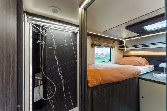 carat-470-mclouis-twinbedden-face a face-motorhome-mobilhome-camper-kopen-huren (2) -  - McLouis Carat 470 Ford