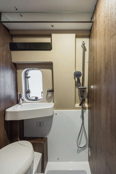 dicar-benivan-144up-Ref.-67726-20-scaled -  - Benivan 144 Up