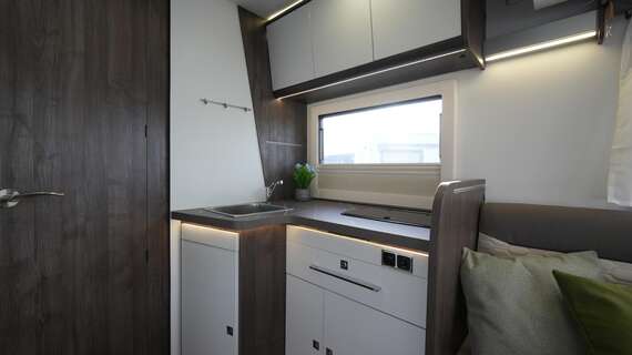 Benimar-Cocoon-488-chass-43582-17-scaled-motorhome-camper-mobilhome-half integraal (10) -  - Benimar Cocoon 488