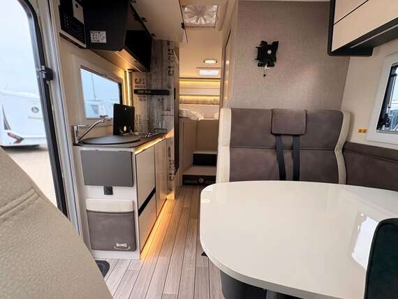 Avantgarde-Slim-339-mcLouis-dicar-Northsea-veurne-motorhome-mobilhome-van-camper (25) -  - McLouis Avantgarde Slim 339