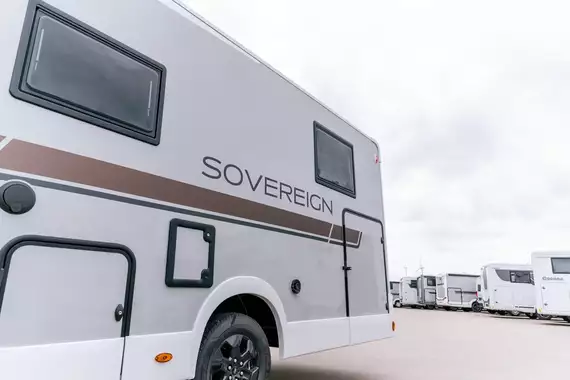 mclouis-sovereign-370-ford-2027-29686-12 -  - McLouis Sovereign 370 - Model 2027