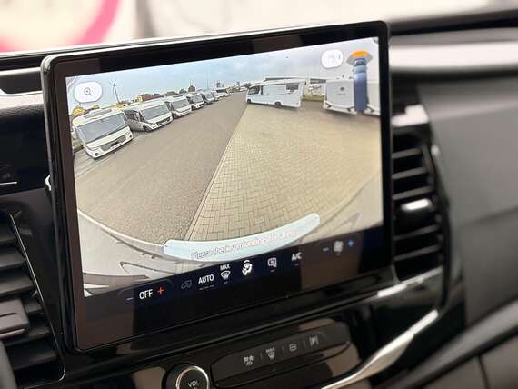 Avantgarde-Slim-339-mcLouis-dicar-Northsea-veurne-motorhome-mobilhome-van-camper (5) -  - McLouis Avantgarde Slim 339